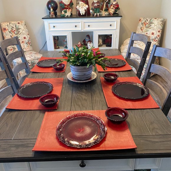 Red Leather Place Mats - Picture 1 of 4